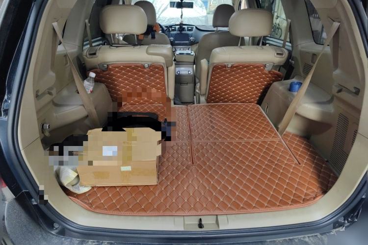 Used Toyota Highlander 2012 2.7L Two-Wheel Drive 7-Seater Elite Edition Trunk