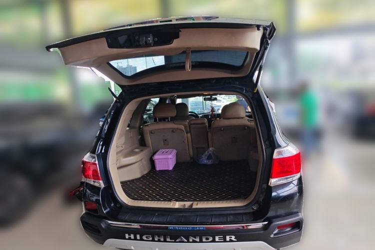 Used Toyota Highlander 2012 2.7L 2WD 5-Seater Elite Edition Trunk