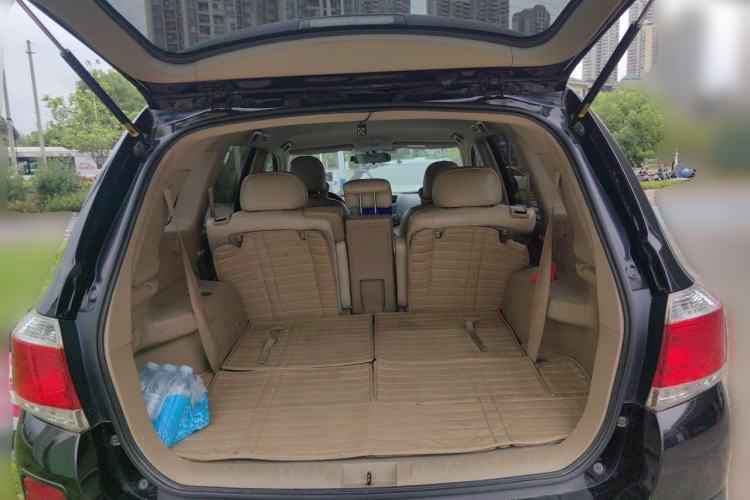 Used Toyota Highlander 2012 2.7L Two-Wheel Drive 7-Seater Elite Edition Trunk