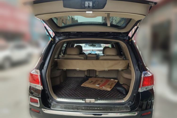 Used Toyota Highlander 2012 2.7L 2WD 5-Seater Elite Edition Trunk