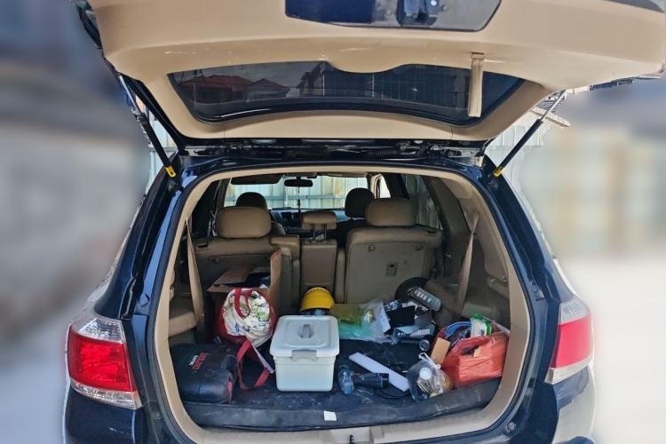 Used Toyota Highlander 2012 3.5L 4x4 7-Seater Elite Edition Trunk
