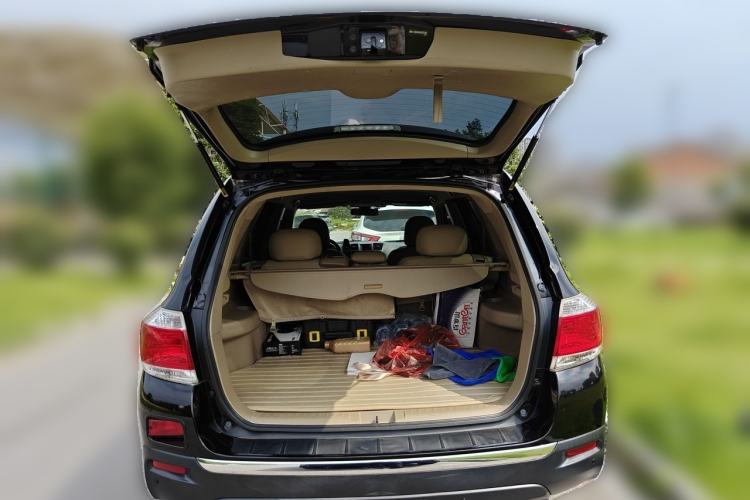 Used Toyota Highlander 2012 2.7L 2WD 5-Seater Elite Edition Trunk