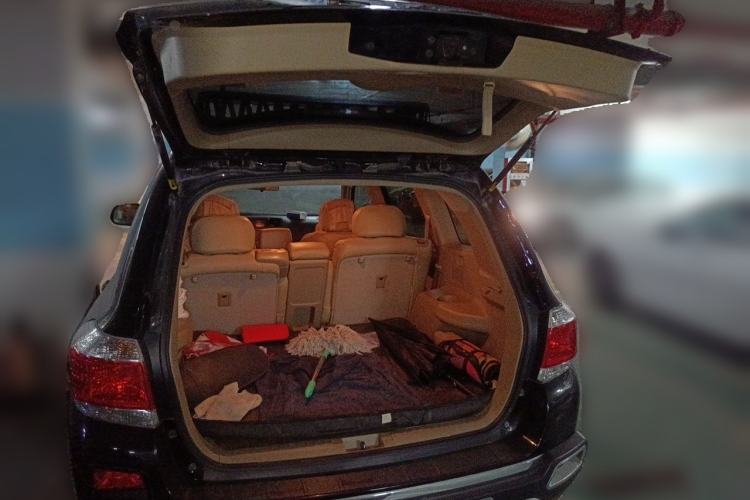 Used Toyota Highlander 2012 2.7L 2WD 5-Seater Elite Edition Trunk