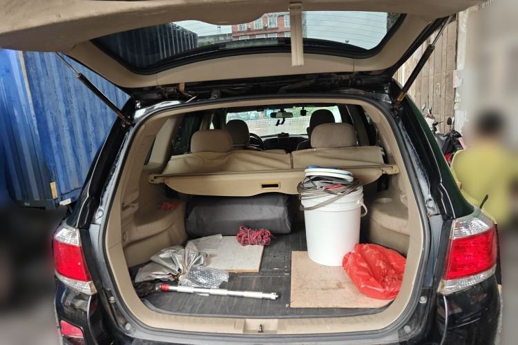 Used Toyota Highlander 2012 2.7L 2WD 5-Seater Elite Edition Trunk