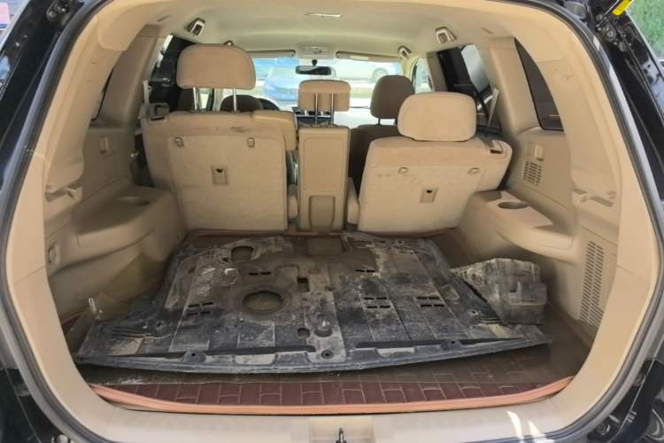 Used Toyota Highlander 2012 2.7L 2WD 5-Seater Elite Edition Trunk