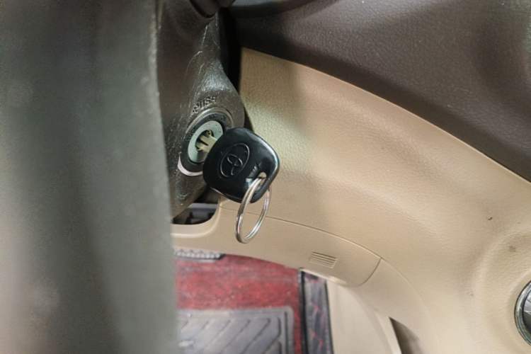 Used Toyota Highlander 2012 2.7L 2WD 5-Seater Elite Edition Vehicle Key