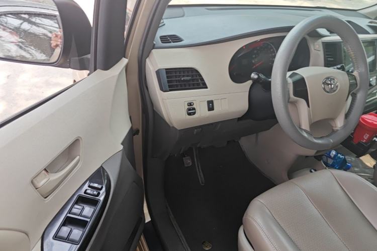 Used Toyota Highlander  Driver Seat