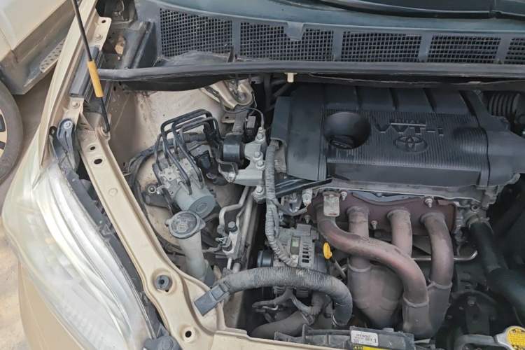 Used Toyota Highlander  Engine Bay Right