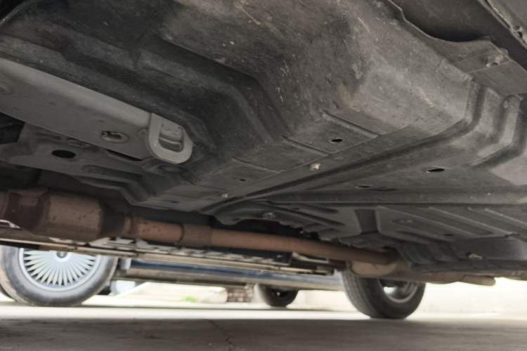 Used Toyota Highlander 2012 2.7L Two-Wheel Drive 7-Seater Luxury Edition Chassis Front Left