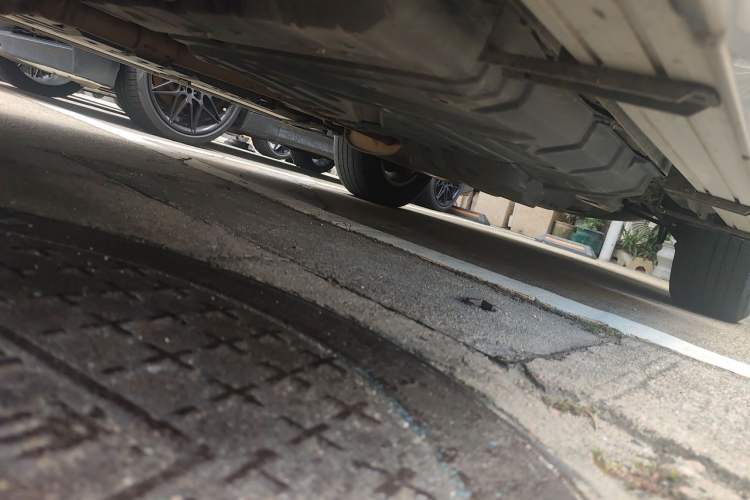 Used Toyota Highlander 2012 2.7L 2WD 5-Seater Elite Edition Chassis Front Left