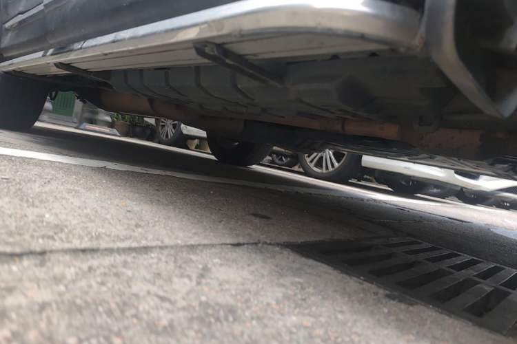 Used Toyota Highlander 2012 2.7L 2WD 5-Seater Elite Edition Chassis Front Right