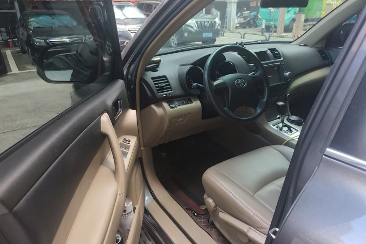 Used Toyota Highlander 2012 2.7L 2WD 5-Seater Elite Edition Driver Seat