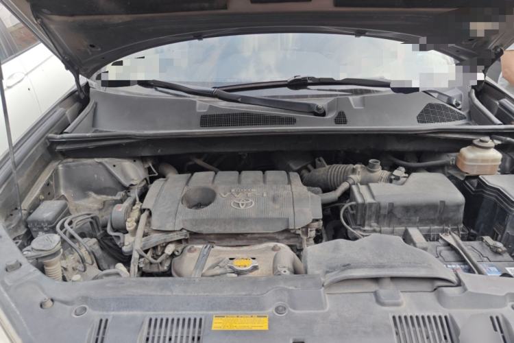 Used Toyota Highlander 2012 2.7L Two-Wheel Drive 7-Seater Luxury Edition Engine Bay