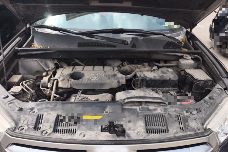 Used Toyota Highlander 2012 2.7L Two-Wheel Drive 7-Seater Luxury Edition Engine Bay