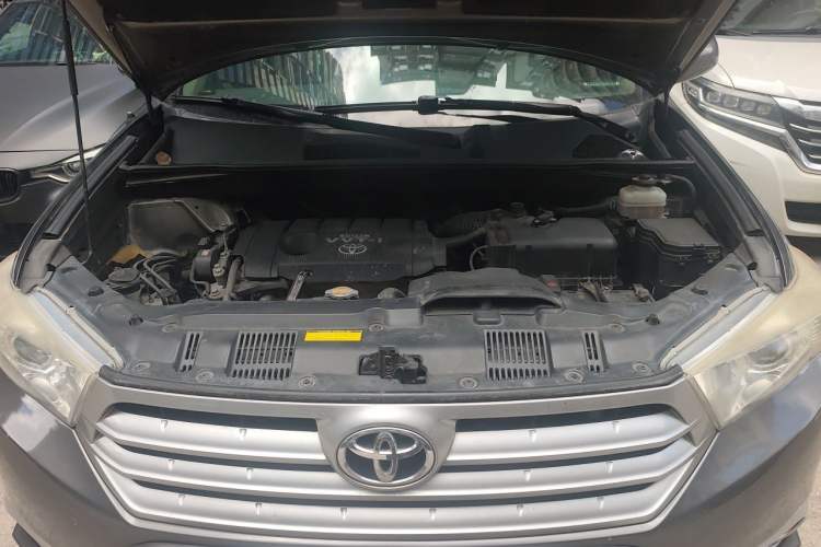 Used Toyota Highlander 2012 2.7L 2WD 5-Seater Elite Edition Engine Bay