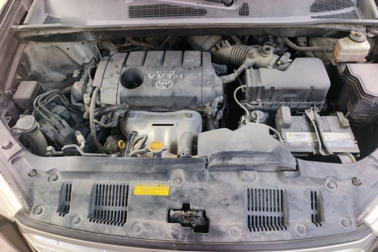 Used Toyota Highlander 2012 2.7L Two-Wheel Drive 7-Seater Luxury Edition Engine Bay