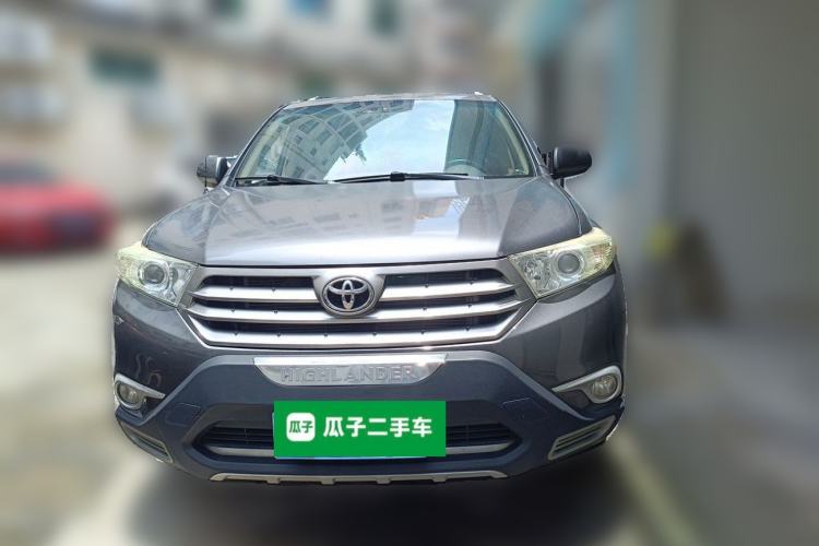 Used Toyota Highlander 2012 2.7L Two-Wheel Drive 7-Seater Elite Edition Front