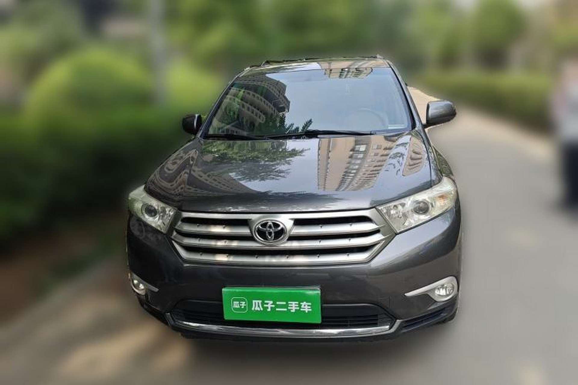 Used Toyota Highlander 2012 2.7L Two-Wheel Drive 7-Seater Luxury Edition Front