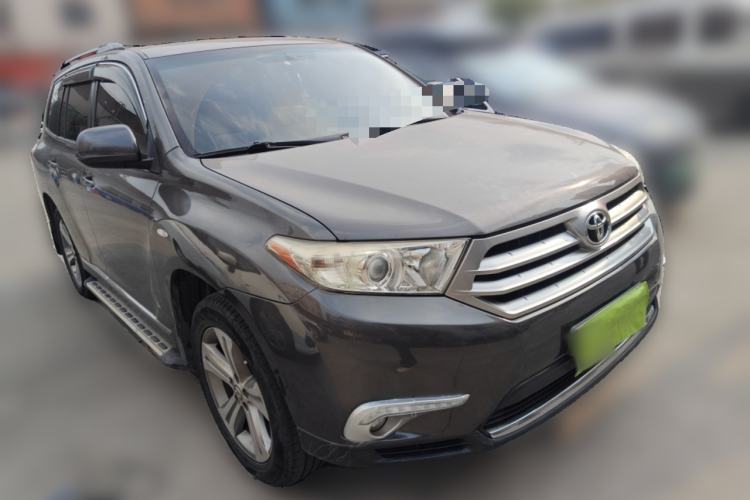Used Toyota Highlander 2012 2.7L Two-Wheel Drive 7-Seater Luxury Edition Front Right 45 Deg