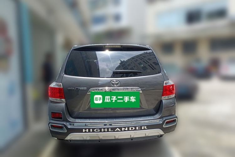 Used Toyota Highlander 2012 2.7L Two-Wheel Drive 7-Seater Elite Edition Rear