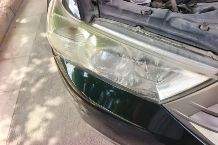 Used Toyota Highlander 2012 2.7L Two-Wheel Drive 7-Seater Luxury Edition Right Front Headlight