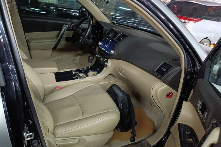 Used Toyota Highlander 2012 2.7L 2WD 5-Seater Elite Edition Right Front Seat