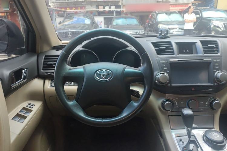 Used Toyota Highlander 2012 2.7L 2WD 5-Seater Elite Edition Steering Wheel