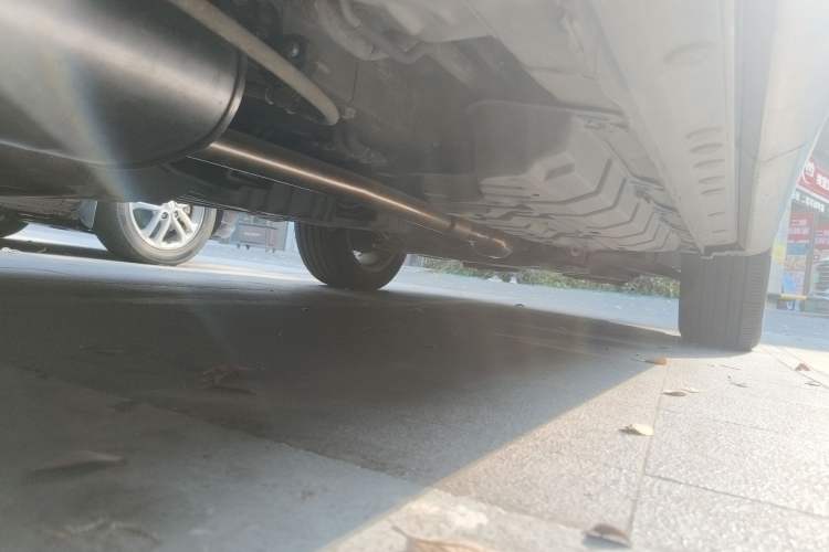 Used Toyota Highlander 2012 2.7L Two-Wheel Drive 7-Seater Luxury Edition Chassis Rear Right