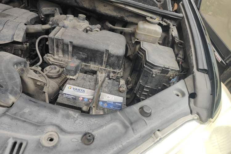 Used Toyota Highlander 2012 2.7L 2WD 5-Seater Elite Edition Engine Bay Left