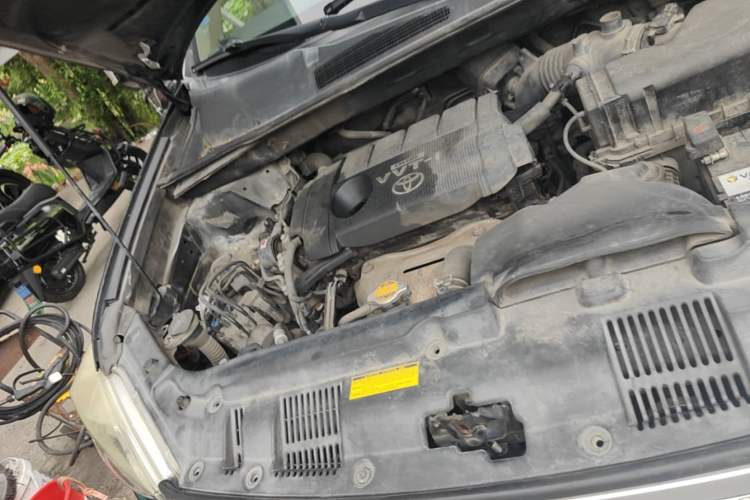Used Toyota Highlander 2012 2.7L 2WD 5-Seater Elite Edition Engine Bay Right