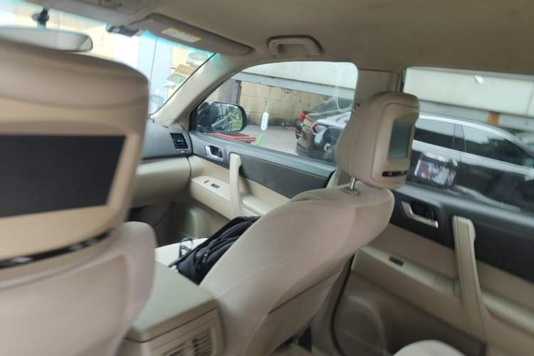 Used Toyota Highlander 2012 2.7L 2WD 5-Seater Elite Edition Headliner