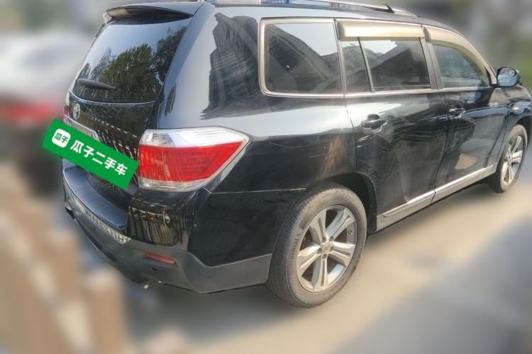 Used Toyota Highlander 2012 2.7L Two-Wheel Drive 7-Seater Luxury Edition Rear Right 45 Deg
