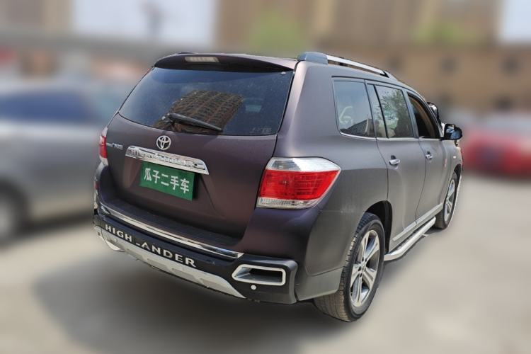 Used Toyota Highlander 2012 2.7L Two-Wheel Drive 7-Seater Ultimate Edition Rear Right 45 Deg