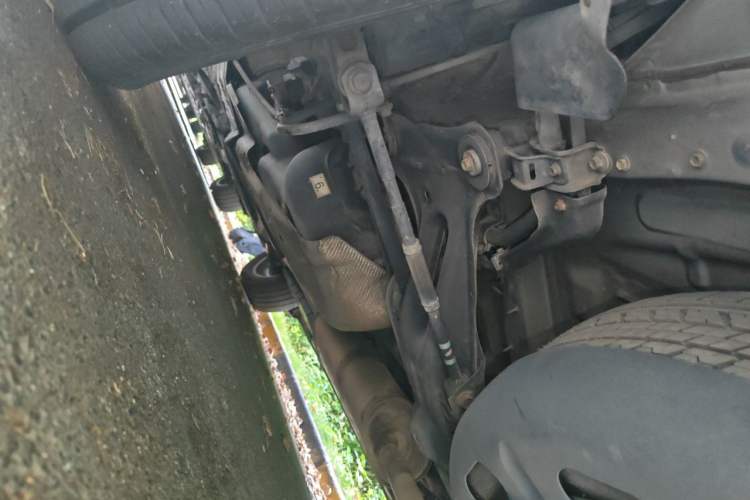 Used Toyota Highlander 2012 2.7L Two-Wheel Drive 7-Seater Luxury Edition Chassis Front