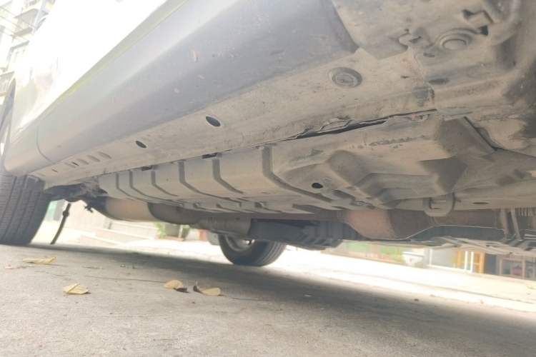Used Toyota Highlander 2012 3.5L 4x4 7-Seater Luxury Edition with Navigation Chassis Front Right