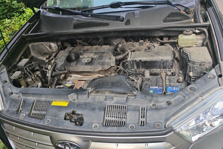 Used Toyota Highlander 2012 2.7L Two-Wheel Drive 7-Seater Luxury Edition Engine Bay
