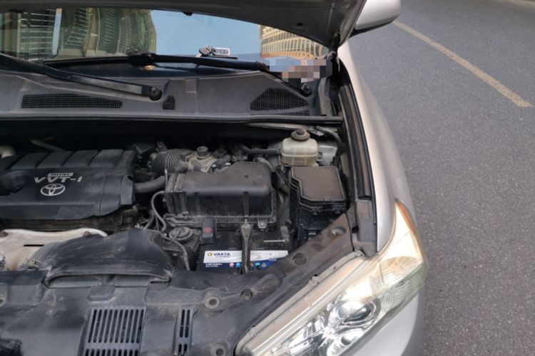 Used Toyota Highlander 2012 2.7L Two-Wheel Drive 7-Seater Luxury Edition Engine Bay Left