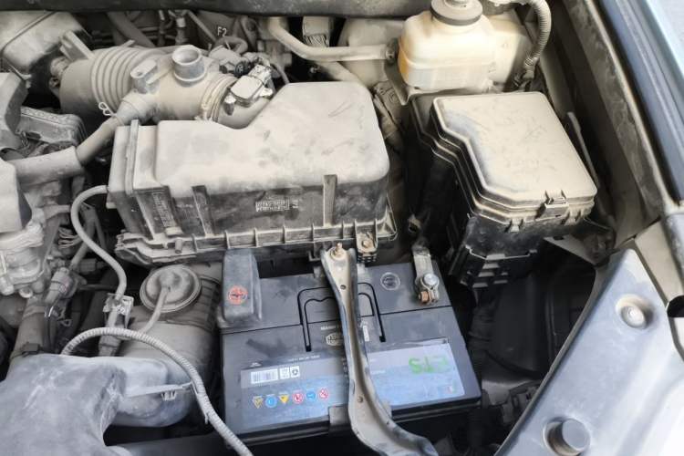 Used Toyota Highlander 2012 2.7L Two-Wheel Drive 7-Seater Ultimate Edition Engine Bay Left