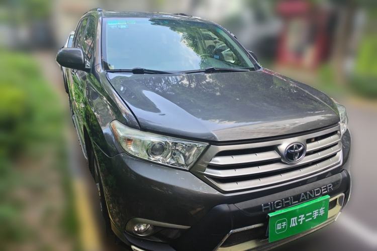 Used Toyota Highlander 2012 2.7L Two-Wheel Drive 7-Seater Luxury Edition Front