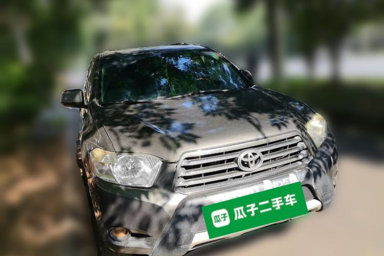 Used Toyota Highlander 2012 2.7L Two-Wheel Drive 7-Seater Luxury Navigation Edition Front Right 45 Deg
