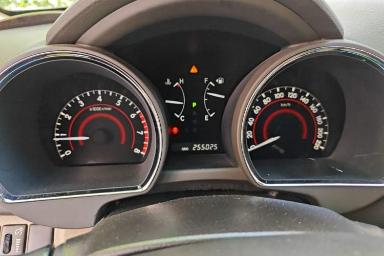 Used Toyota Highlander 2012 2.7L Two-Wheel Drive 7-Seater Luxury Edition Instrument Cluster