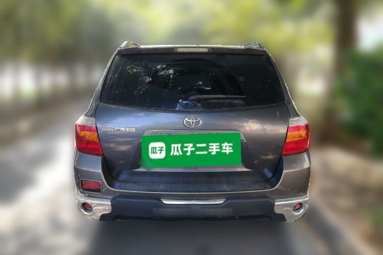 Used Toyota Highlander 2012 2.7L Two-Wheel Drive 7-Seater Luxury Navigation Edition Rear