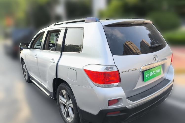Used Toyota Highlander 2012 2.7L Two-Wheel Drive 7-Seater Ultimate Edition Rear Left 45 Deg