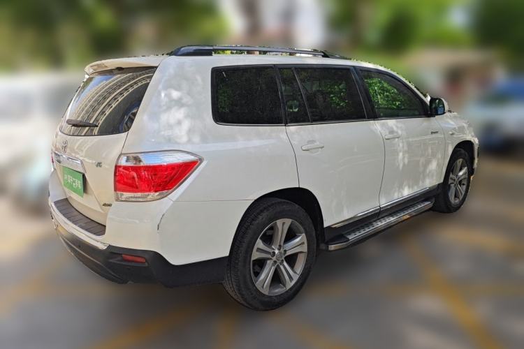 Used Toyota Highlander 2012 2.7L Two-Wheel Drive 7-Seater Luxury Edition Rear Right 45 Deg
