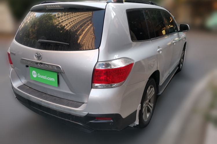 Used Toyota Highlander 2012 2.7L Two-Wheel Drive 7-Seater Luxury Edition Rear Right 45 Deg