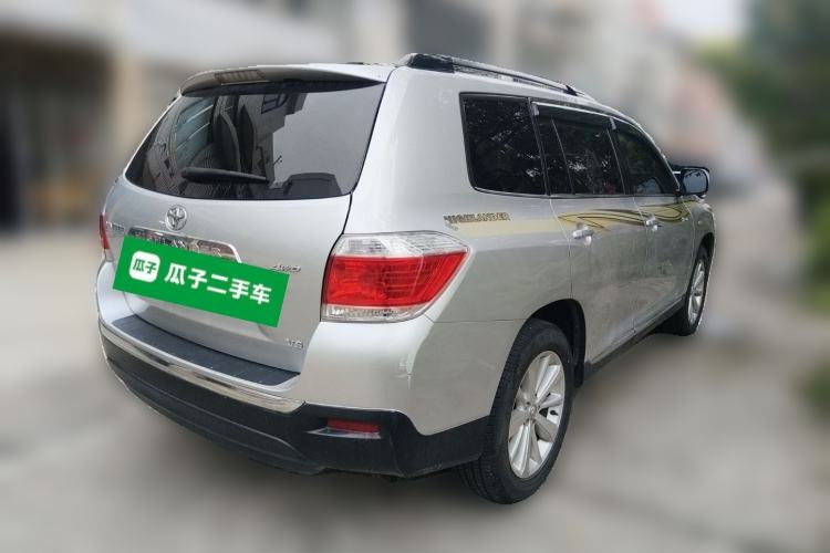 Used Toyota Highlander 2012 3.5L 4x4 7-Seater Luxury Edition with Navigation Rear Right 45 Deg