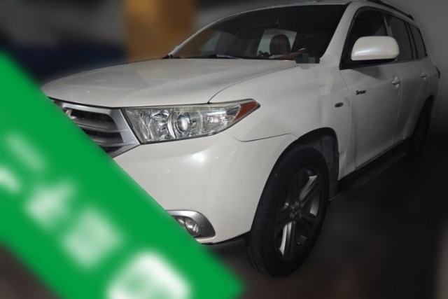Used Toyota Highlander 2012 2.7L Two-Wheel Drive 7-Seater Luxury Edition
