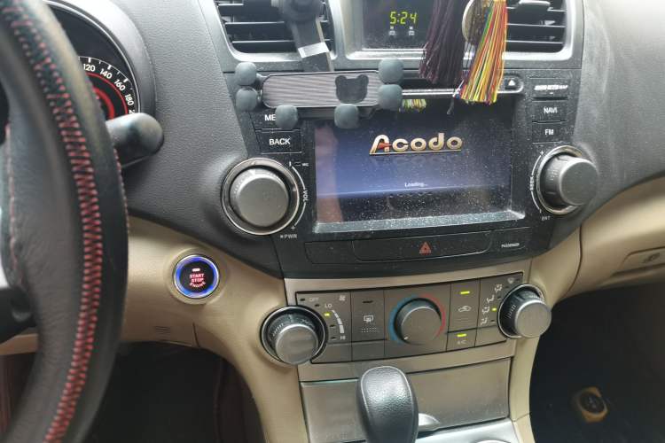 Used Toyota Highlander 2012 2.7L 2WD 5-Seater Elite Edition Audio And AC Panel