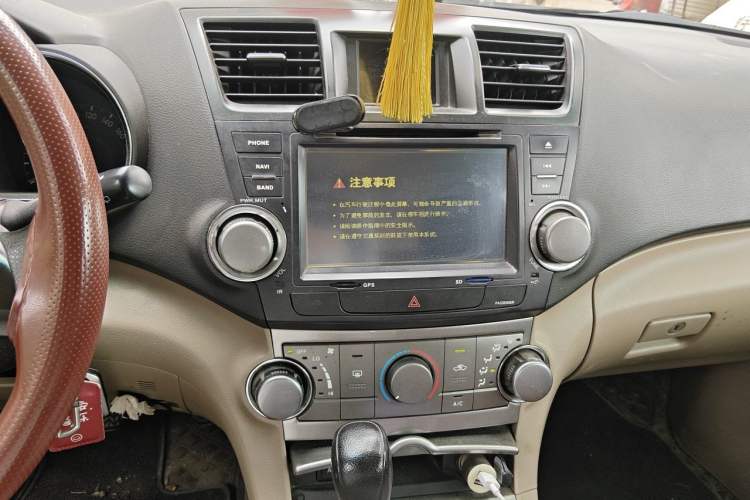 Used Toyota Highlander 2012 2.7L 2WD 5-Seater Elite Edition Audio And AC Panel