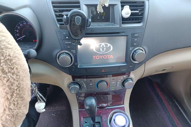 Used Toyota Highlander 2012 2.7L 2WD 5-Seater Elite Edition Audio And AC Panel